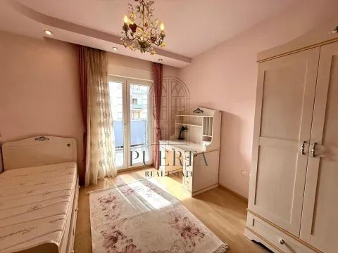 Rent, three bedroom apartment, 105m², City Kvart, Podgorica - image 16