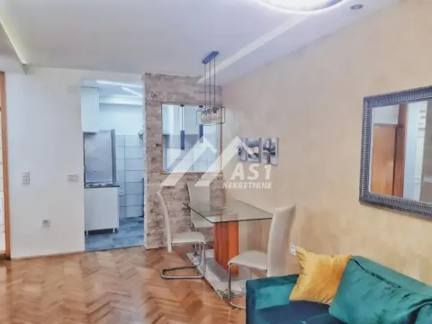 Izdavanje, dvosoban stan, 42m², Centar, Novi Sad - image 3