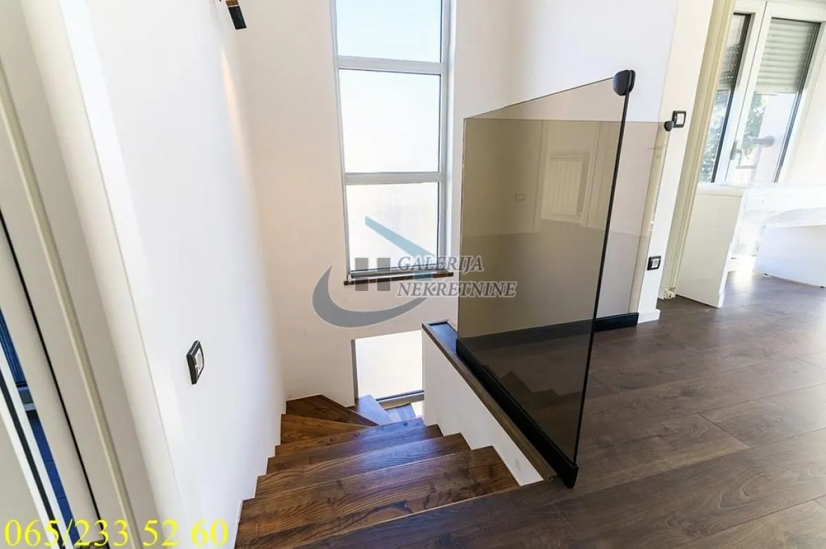 Rent, apartment, 195m², Banovo Brdo, Beograd