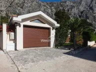Prodaja, kuća, 270m², Orahovac, Kotor - image 23