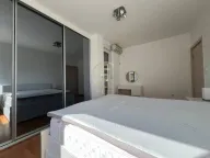 Izdavanje, trosoban stan, 80m², Centar, Novi Sad - image 16