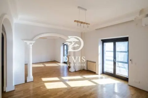 Izdavanje, kuća, 550m², Autokomanda, Voždovac Sve Podlokacije - image 12
