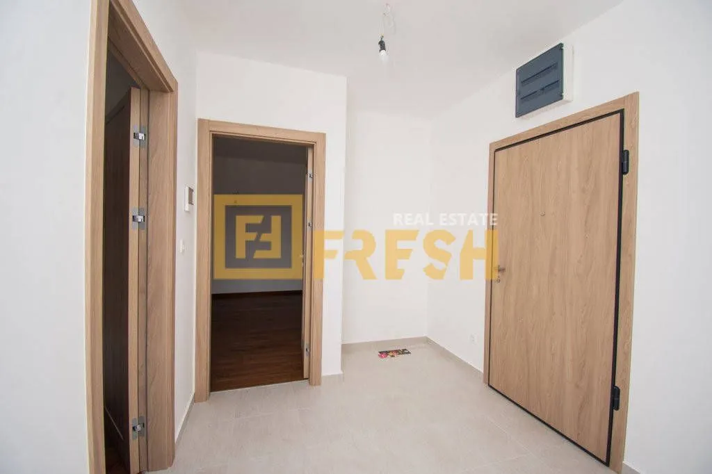 Rent, three bedroom apartment, 95m², Master Kvart, Podgorica