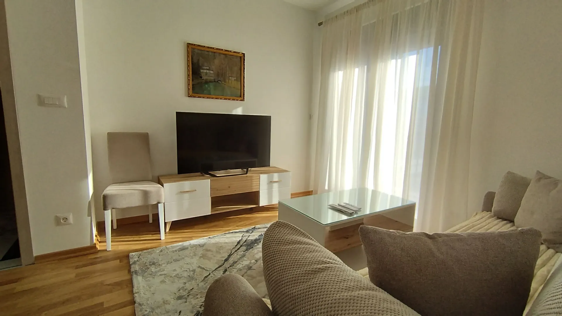 Izdavanje, jednosoban stan, 40m², Zabjelo, Podgorica