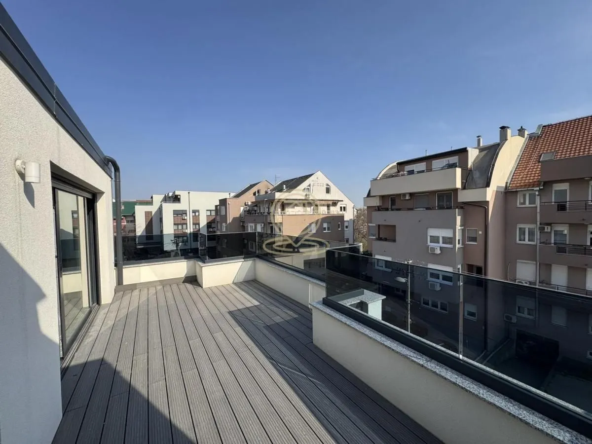 Prodaja, stan, 140m², Bulevar Evrope, Novi Sad Sve Podlokacije