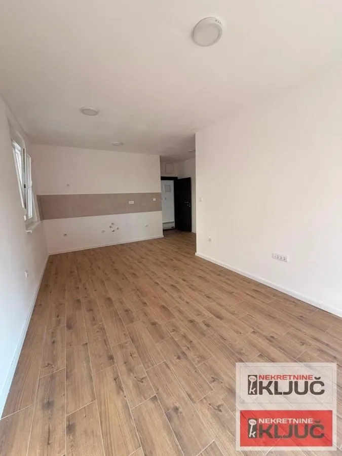 Prodaja, jednosoban stan, 37m², Klisa, Novi Sad Sve Podlokacije