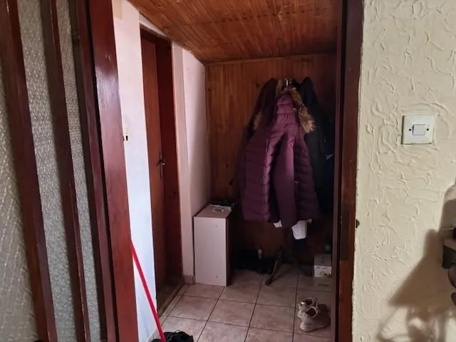 Prodaja, kuća, 90m², Centar, Inđija
