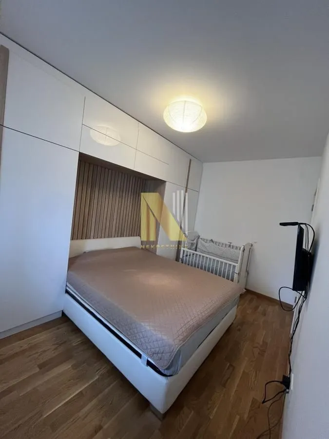 Prodaja, dvosoban stan, 62m², Rotkvarija, Novi Sad Sve Podlokacije