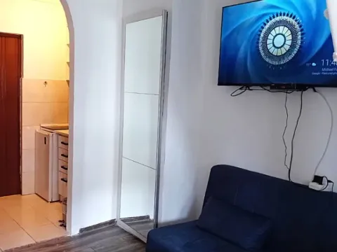 Prodaja, garsonjera, 20m², Autobuska stanica, Podgorica - image 4