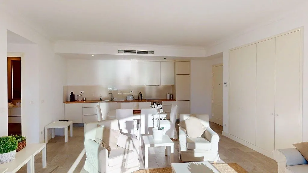 Prodaja, dvosoban stan, 76m², Tivat, Crna Gora