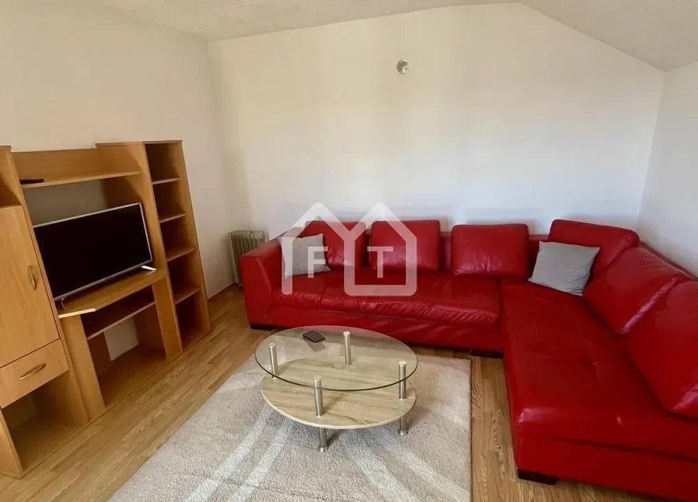 Izdavanje, trosoban stan, 100m², Altina, Beograd