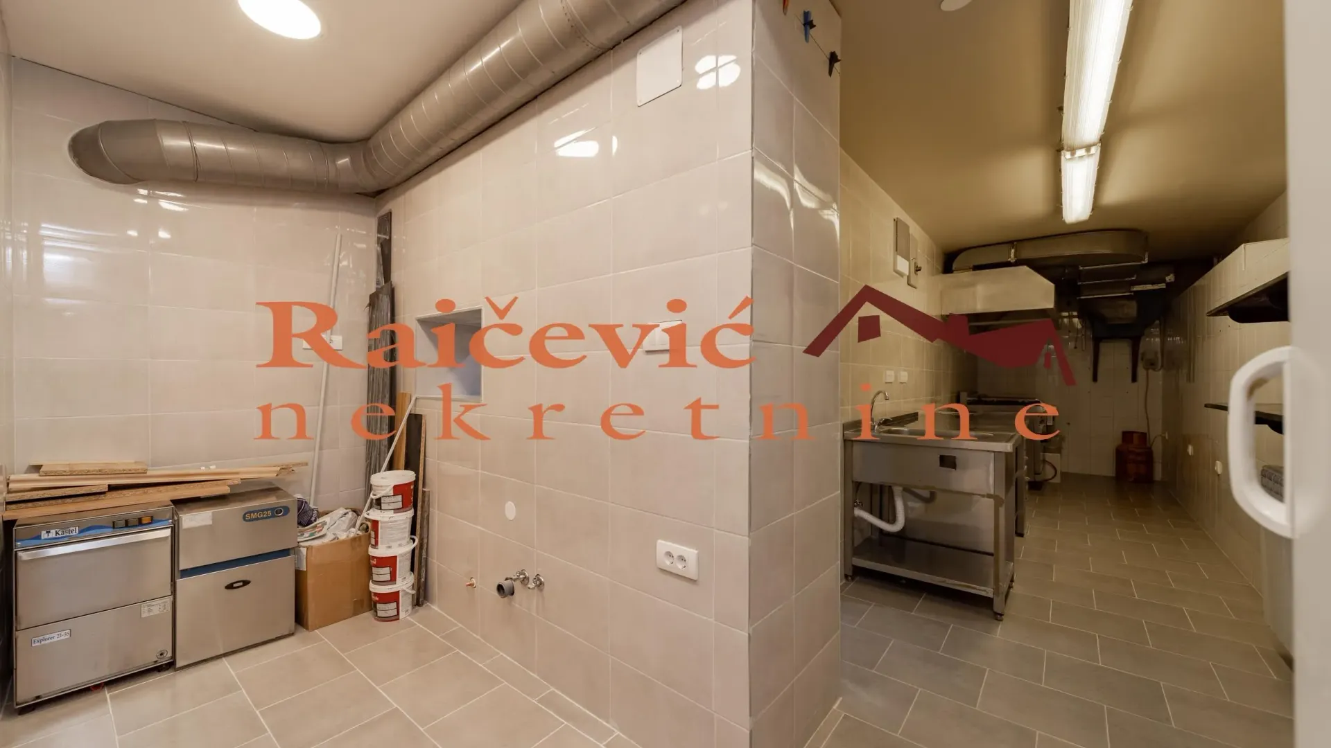 Sale, office space, 210m², Stari Grad, Beograd