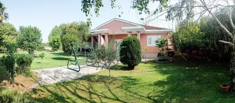 Rent, house, 400m², Donja Gorica, Podgorica - image 2