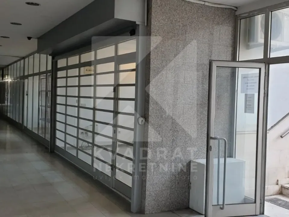 Rent, office space, 24m², Pobrežje, Podgorica