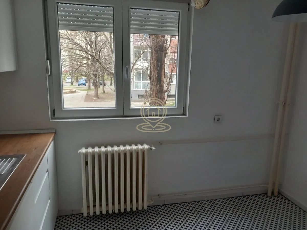 Prodaja, jednosoban stan, 31m², Bulevar Oslobodjenja, Novi Sad Sve Podlokacije