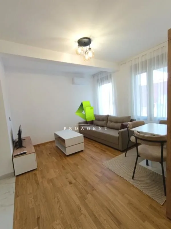 Rent, one bedroom apartment, 33m², Medijana, Niš