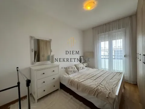 Rent, one bedroom apartment, 51m², City Kvart, Podgorica - image 8