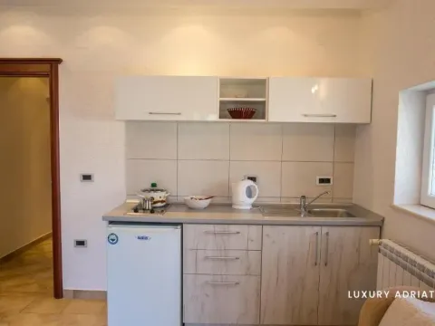 Prodaja, kuća, 670m², Prčanj, Kotor - image 5