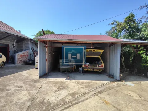 Prodaja, kuća, 200m², Majur, Jagodina - image 12