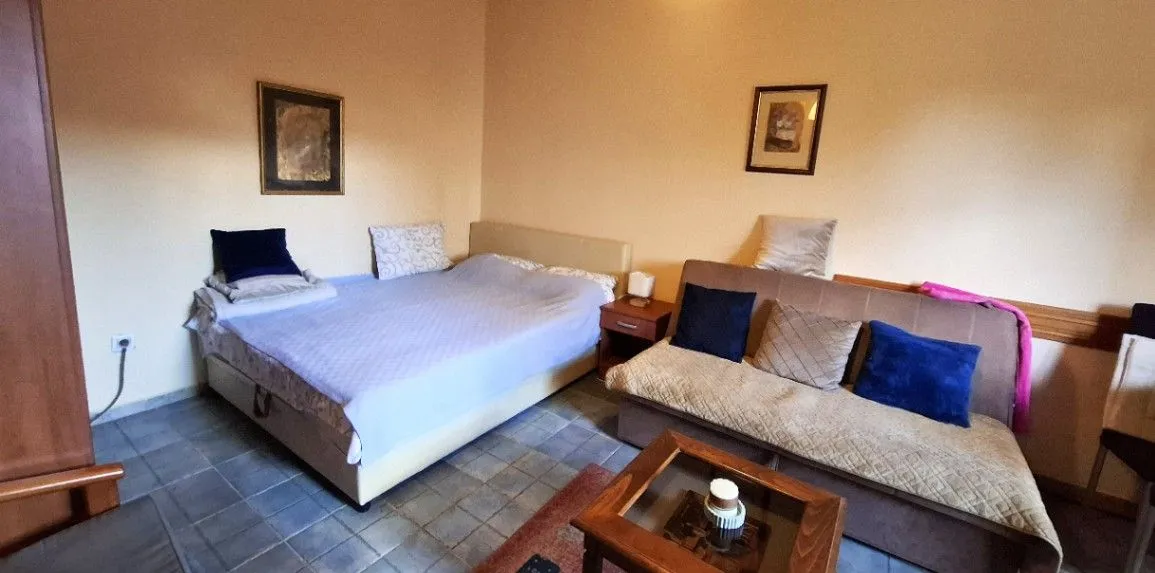 Rent, studio apartment, 35m², Ilino, Bar