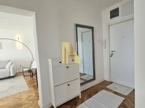 Izdavanje, trosoban stan, 70m², Kej, Novi Sad Sve Podlokacije - image 17