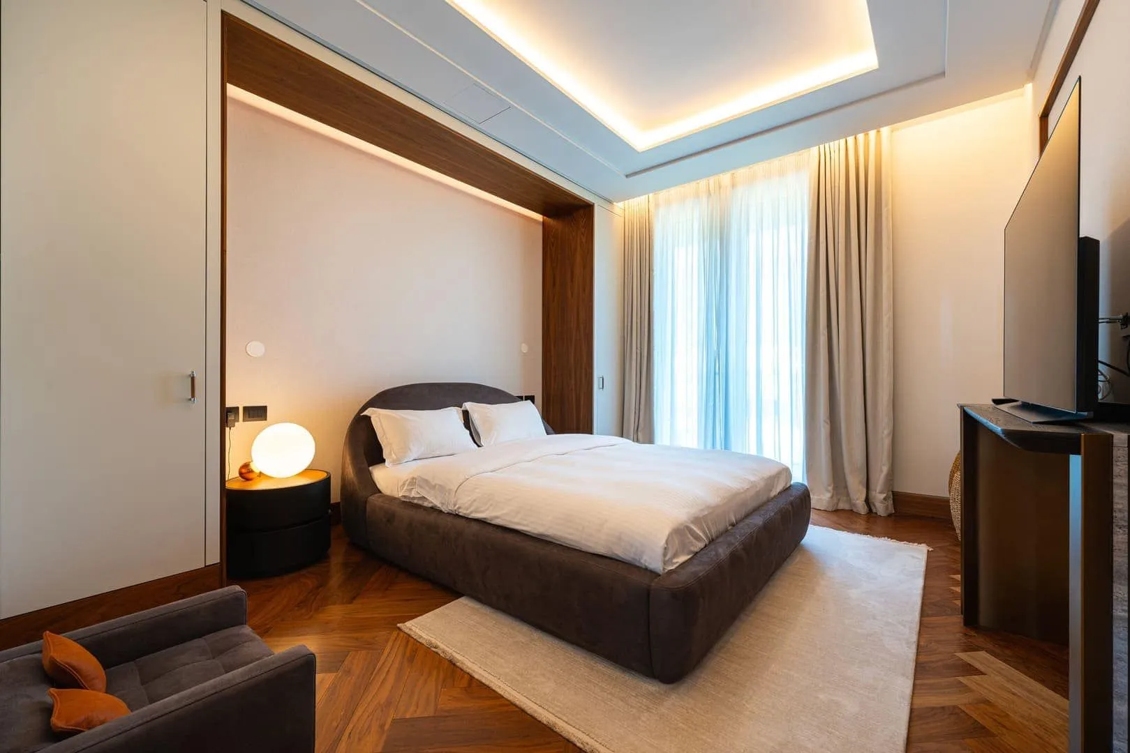 Prodaja, četvorosoban stan, 350m², Porto Montenegro, Tivat