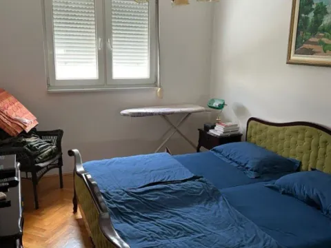 Prodaja, četvorosoban stan, 124m², Centar, Bar - image 8