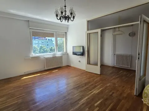 Izdavanje, dvosoban stan, 66m², Banatić, Novi Sad Sve Podlokacije - image 2