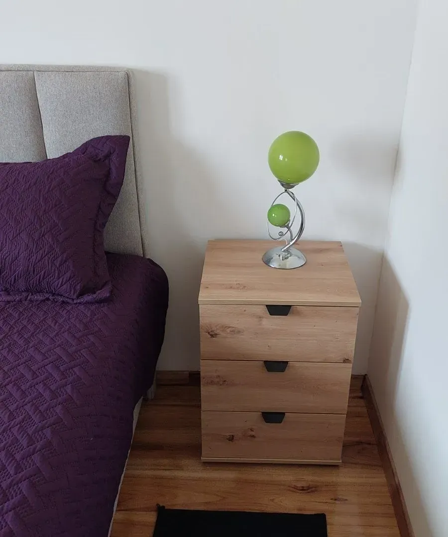 Izdavanje, dvosoban stan, 74m², Bar, Crna Gora