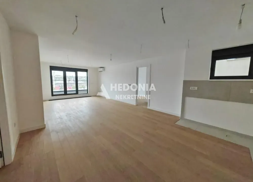 Prodaja, četvorosoban stan, 137m², Autokomanda, Voždovac Sve Podlokacije