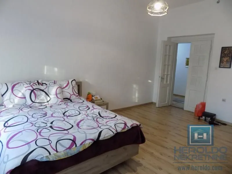 Prodaja, četvorosoban stan, 106m², Ćuprija, Srbija