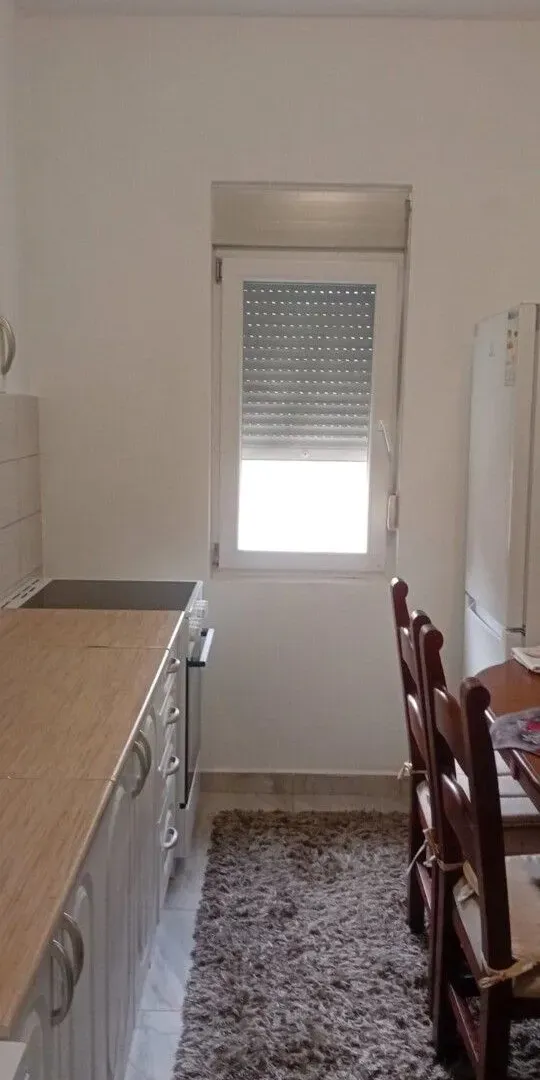 Izdavanje, kuća, 75m², Zlatica, Podgorica