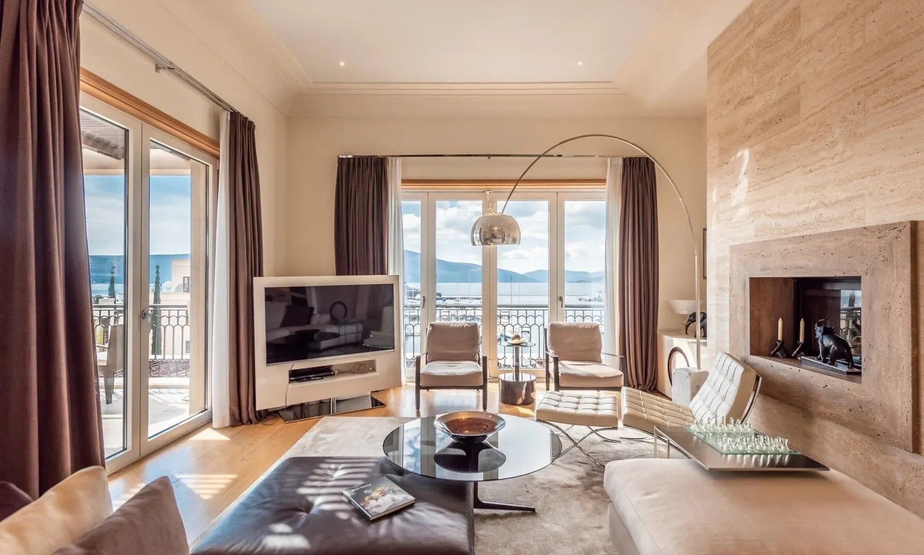 Prodaja, četvorosoban stan, 278m², Porto Montenegro, Tivat