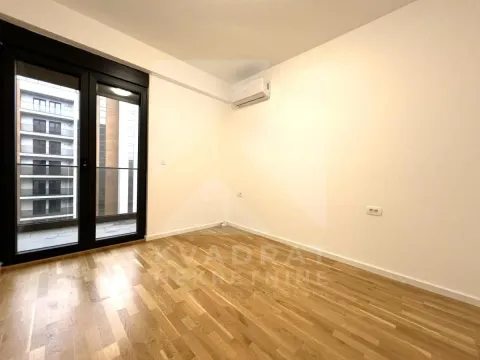 Rent, office space, 66m², Stari Aerodrom, Podgorica - image 6