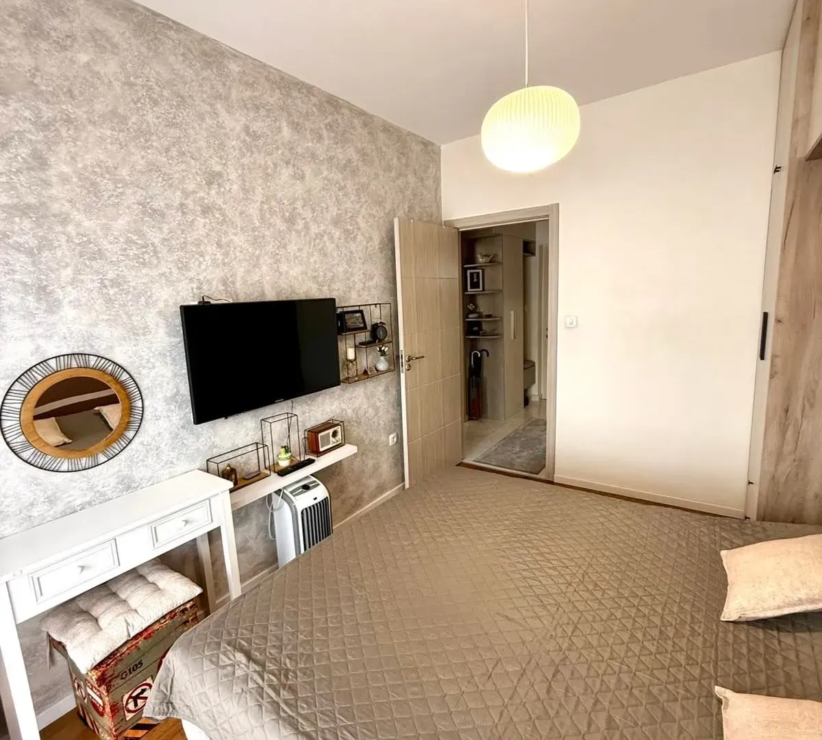 Rent, one bedroom apartment, 45m², Pobrežje, Podgorica