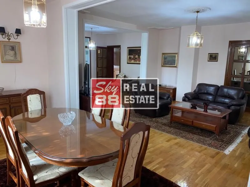 Rent, apartment, 340m², Savski Venac, Beograd