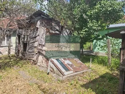 Zemljište in Centar