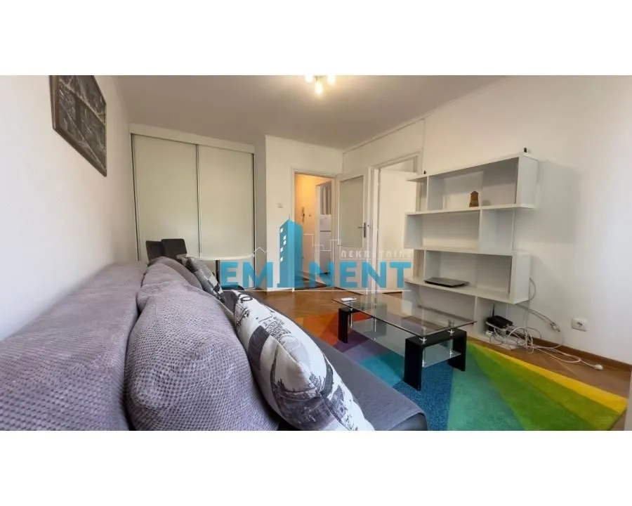 Izdavanje, dvosoban stan, 42m², Stari Merkator, Novi Beograd Sve Podlokacije
