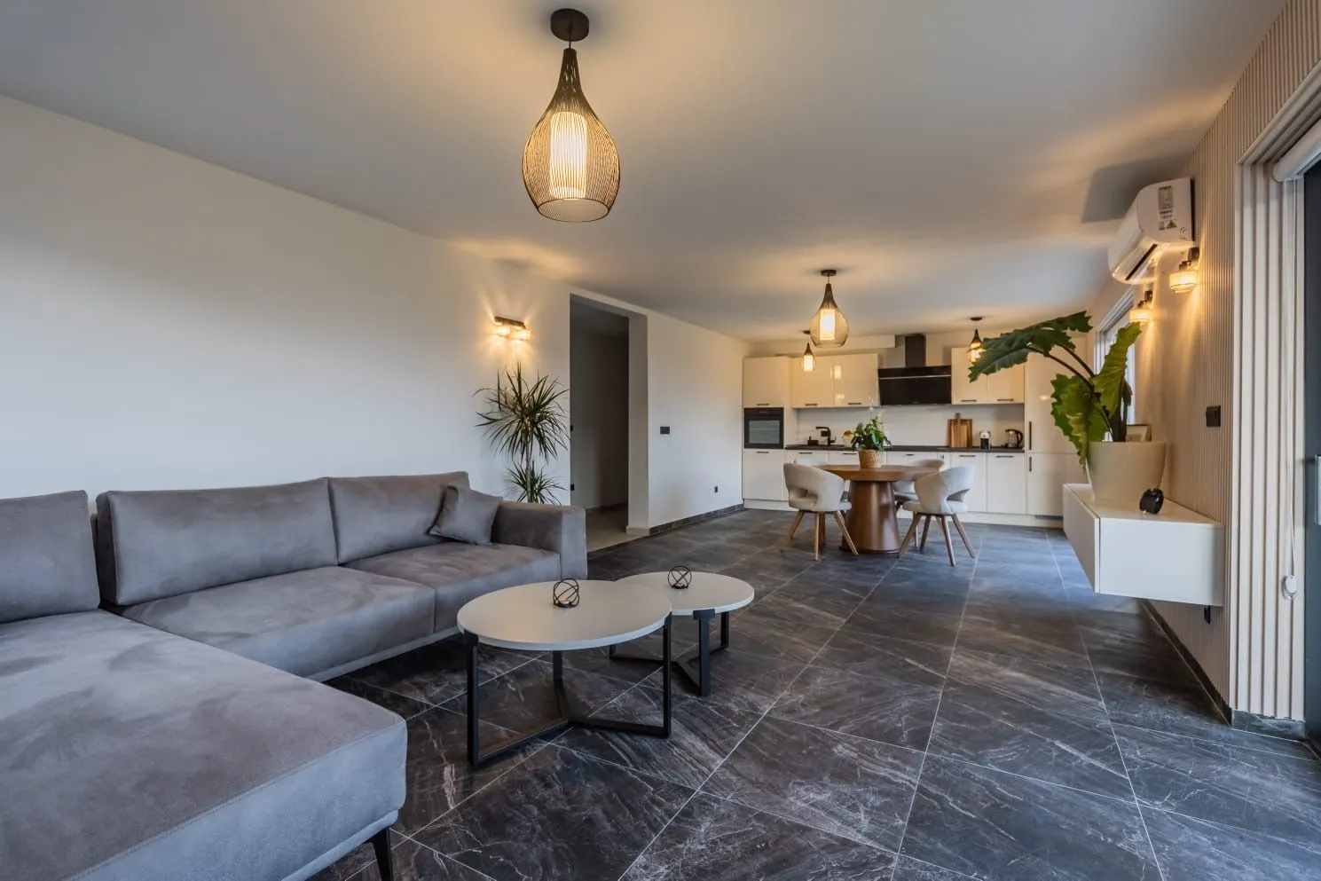 Rent, house, 310m², Budva okolina, Budva