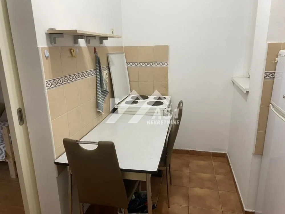 Izdavanje, jednosoban stan, 31m², Nova Detelinara, Novi Sad Sve Podlokacije