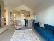 Izdavanje, stan, 80m², Tivat, Crna Gora - image 1