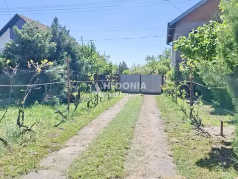 Prodaja, kuća, 176m², Centar, Inđija - image 6