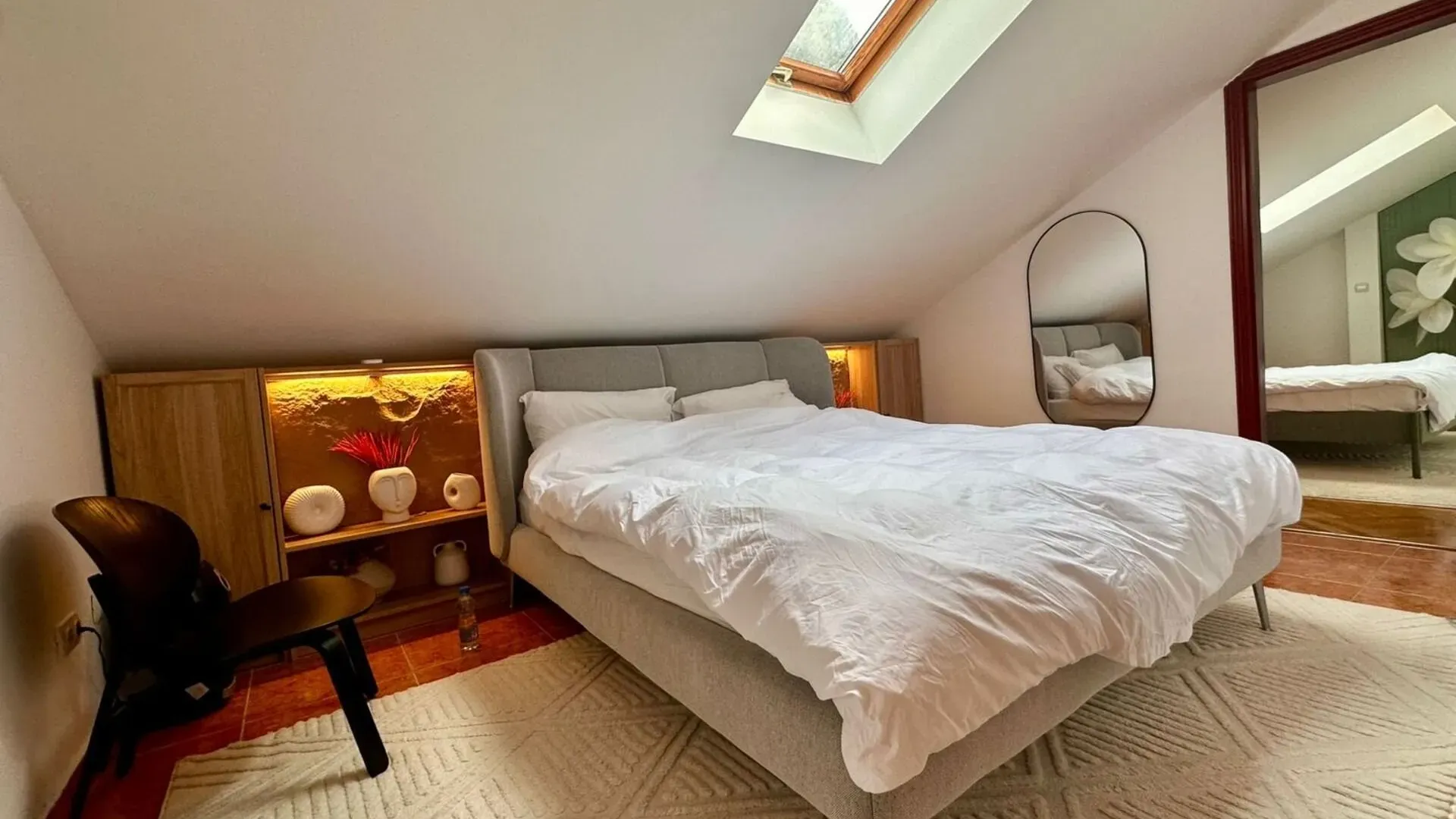 Prodaja, dvosoban stan, 97m², Dobrota, Kotor
