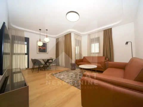 Izdavanje, dvosoban stan, 74m², City Kvart, Podgorica - image 1