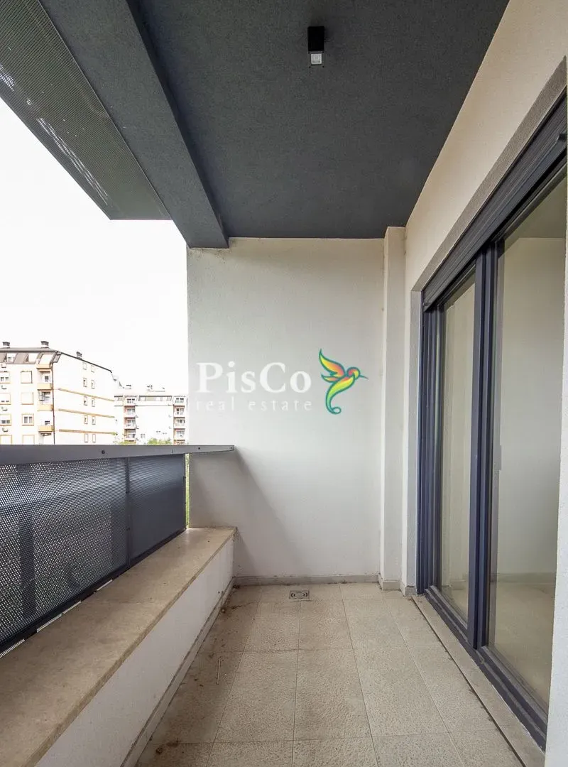 Prodaja, dvosoban stan, 63m², Preko Morače, Podgorica