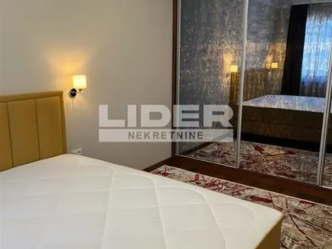 Izdavanje, trosoban stan, 75m², Čubura, Beograd - image 19