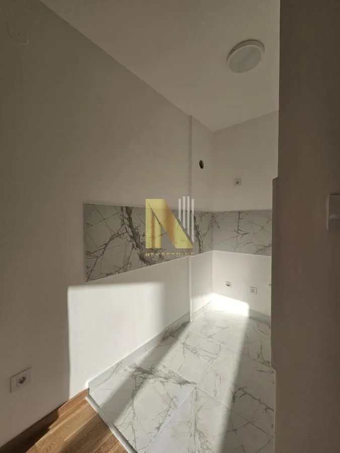 Prodaja, dvosoban stan, 47m², Avijatičarsko naselje, Novi Sad Sve Podlokacije