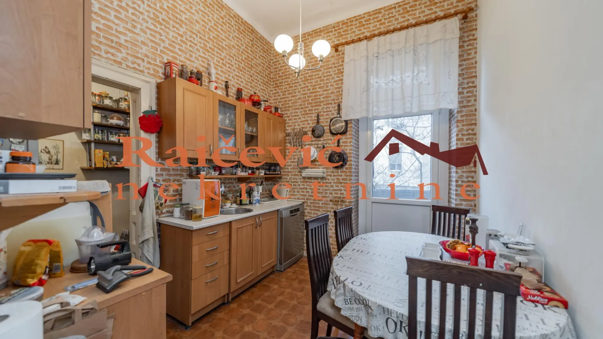 Prodaja, trosoban stan, 83m², Stari Grad, Beograd