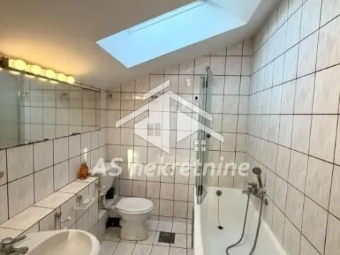 Rent, apartment, 200m², Stari Grad, Beograd - image 24