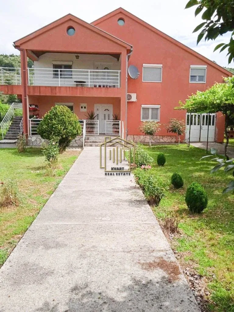 Prodaja, kuća, 212m², Martinići, Danilovgrad